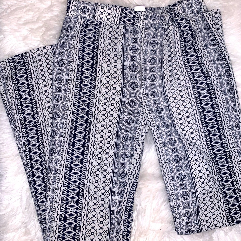 Fashion Nova High Rise Printed Pants
